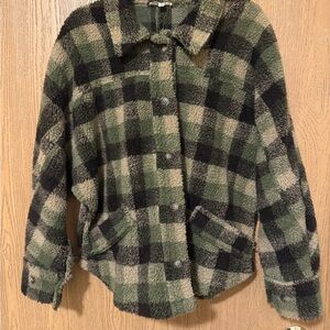 Easel Green and Black Sherpa Jacket